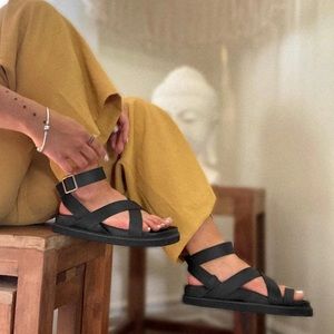 Liberte Brontë Chunky Sandal Leather Black Size 7